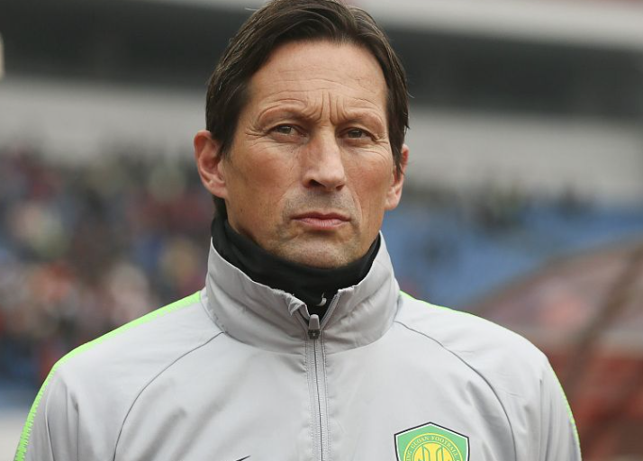 希望聘请他 希望聘请他