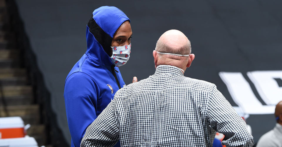 加要求时, 关于伦纳德, 老板史蒂夫